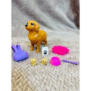Barbie Mommy and newborn pups playset